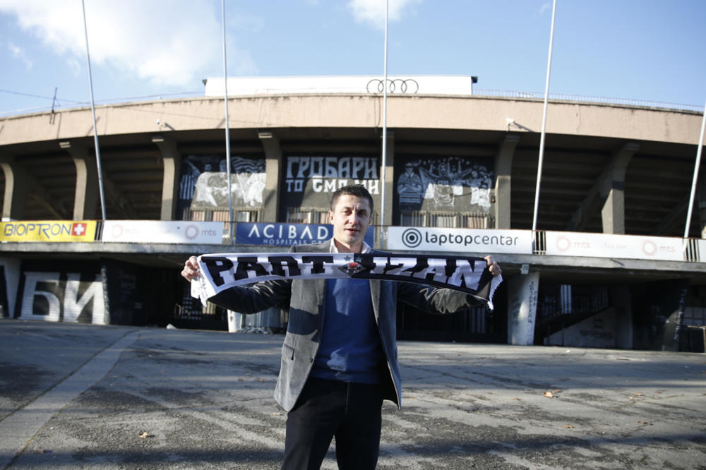 NEPONOVLJIVI SAŠA ILIĆ! Legenda Partizana nastavlja da pomera granice! (VIDEO)