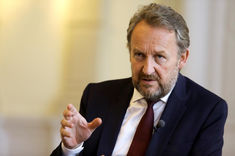 BAKIR IZETBEGOVIĆ NAREDIO! BOSNA NA IVICI RATA! Vojska se NAORUŽAVA, helikopteri su na NEBU! Ovo je pretnja SRPSKOJ