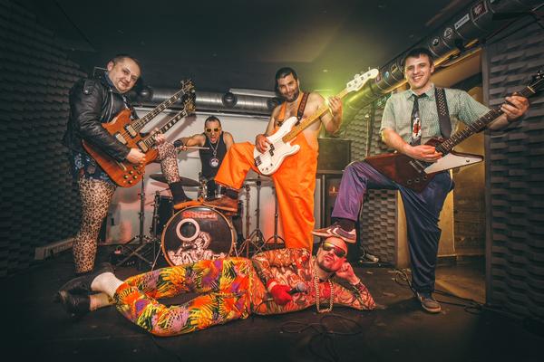 GOLOBRADIMA PRISTUP ZABRANJEN: I budite na oprezu, jer - Tolerancija im nije jača strana! (FOTO)