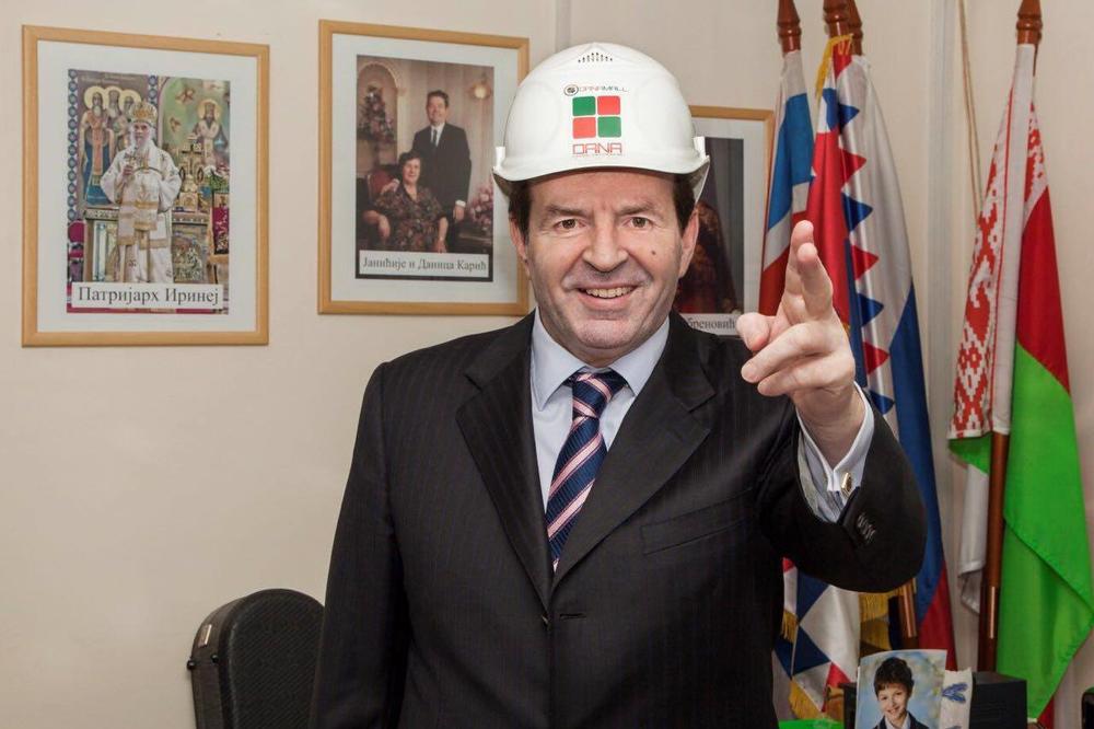 HIT NA FEJSBUKU: Srbi prave doček Bogoljubu Kariću! (FOTO)