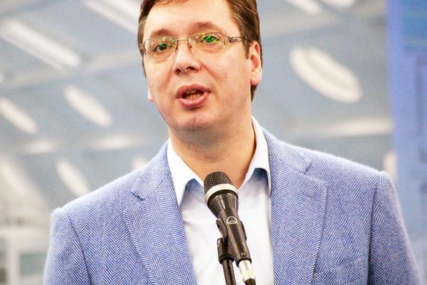 VUČIĆ U PORESKOJ UPRAVI: Zatvaraćemo radnje i na godinu dana, ko misli da se igra s državom - NEK IZVOLI!