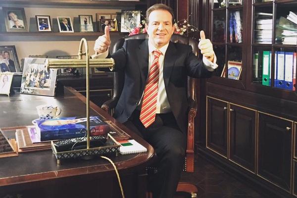 (EKSKLUZIVNO) BOGOLJUB KARIĆ OTKRIO NAJVEĆU TAJNU: Ne vraćam se da živim u Srbiji!