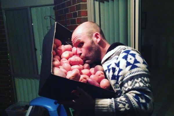 GODINU dana je jeo SAMO KROMPIR! Možete li da zamislite šta mu se desilo? (FOTO)