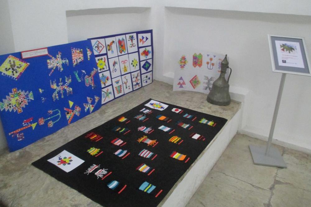 Inspiracija sa pirotskih ćilima: Izložba dečjih radova Etnološka baština