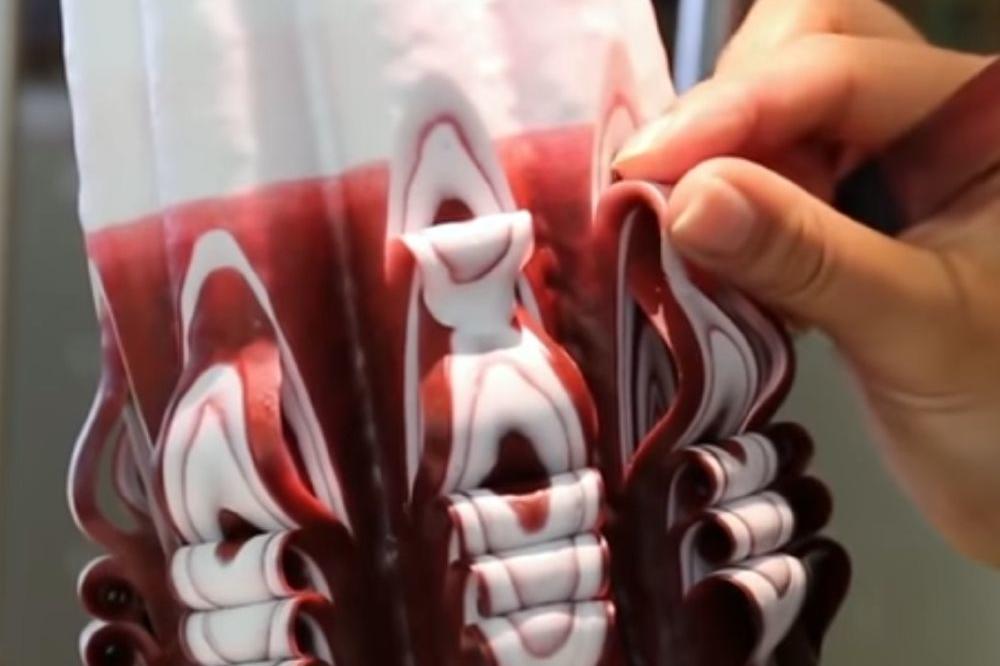 Kad vidite kako nastaju biće vam žao da ih zapalite! Ovo je UMETNOST REZBARENJA SVEĆA! (FOTO) (VIDEO)