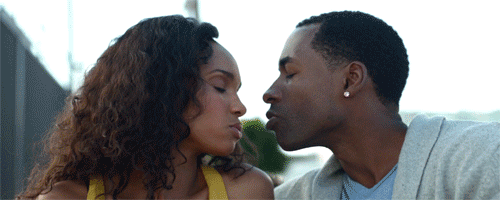 8 znakova da vas partner vara 100 posto! (FOTO) (GIF)