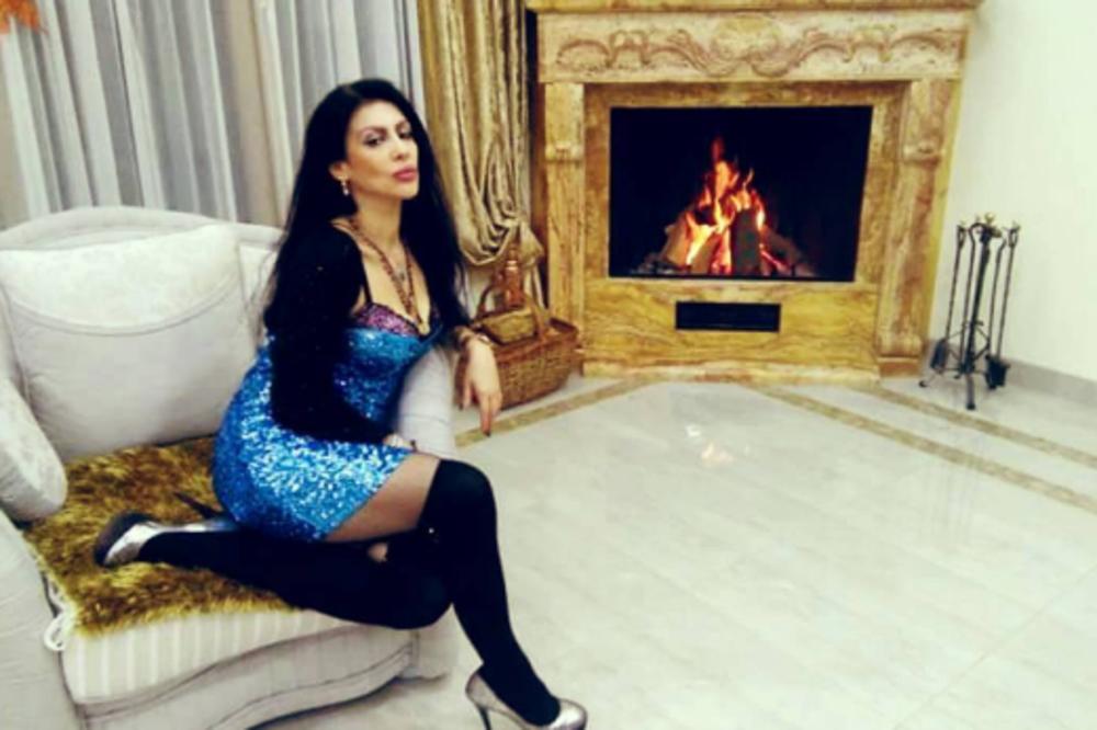 KAO MLADA BILA JE VRHUNSKA RIBA: Nećete verovati kada vidite kako je Vendi izgledala pre više od 20 godina (FOTO)