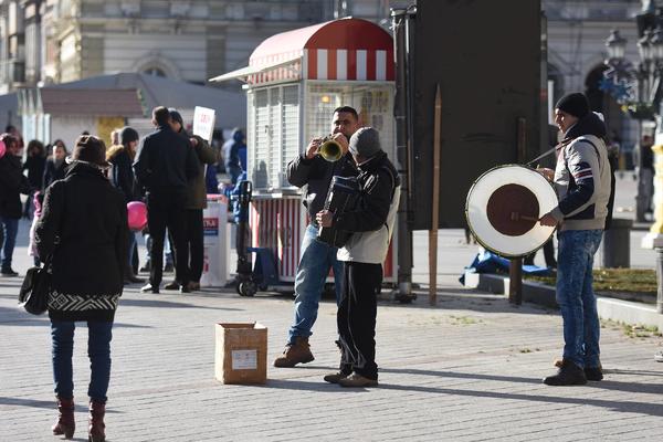 Sunčano i hladno, temperatura oko nule!