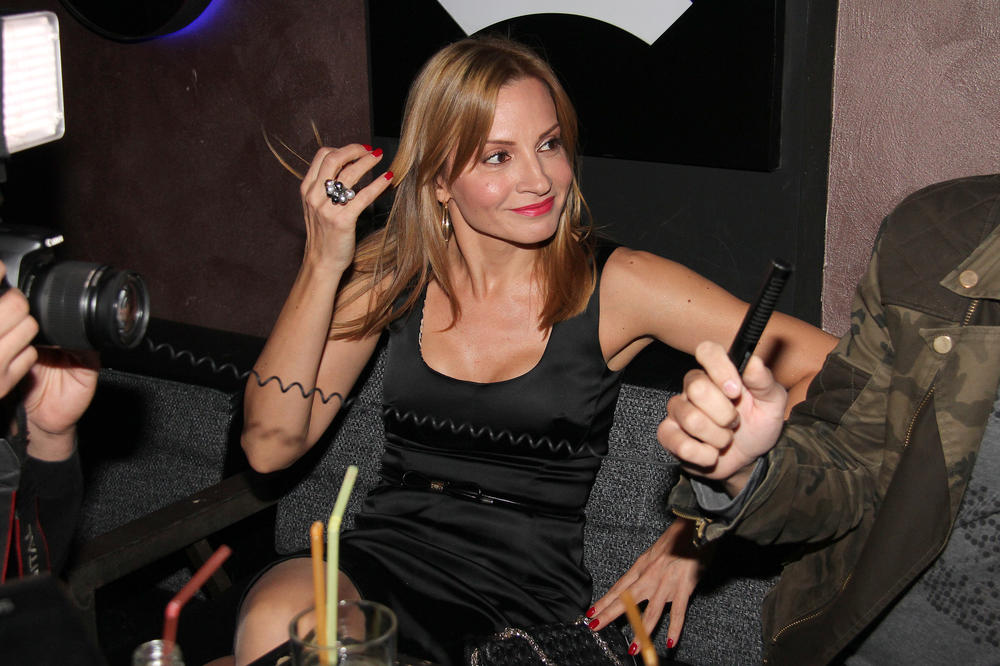 Svi znaju da je bila sa Madžgaljem, ali da li ste znali da je pre njega bila udata za našeg JOŠ POZNATIJEG GLUMCA?! (FOTO)