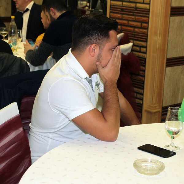 Pevač tajno snimao intimni odnos! Isplivao privatni snimak, plavuša nije ni znala da je na kameri