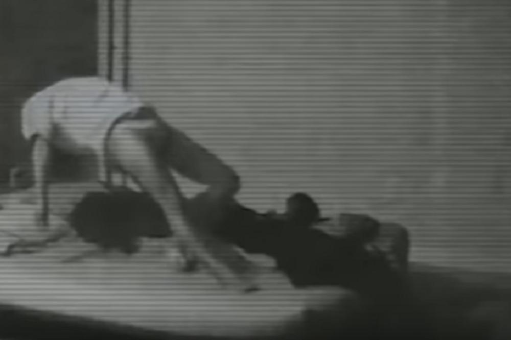 KAKAV ŠOK: Postavila je skrivenu kameru u sobu svoje kćerke, a onda se skamenila! (FOTO) (VIDEO)