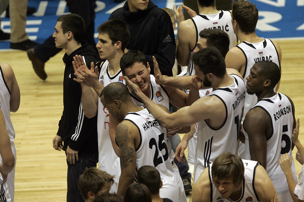 I pored očajne utakmice u Pioniru, navijači Partizana imaju jedan ozbiljan razlog za slavlje! (VIDEO)