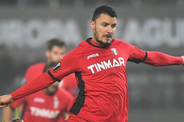 SARMA STIŽE U ZVEZDU: Odjavio je Partizan, a u rodnoj zemlji ga zovu Ronaldinjo! (VIDEO)