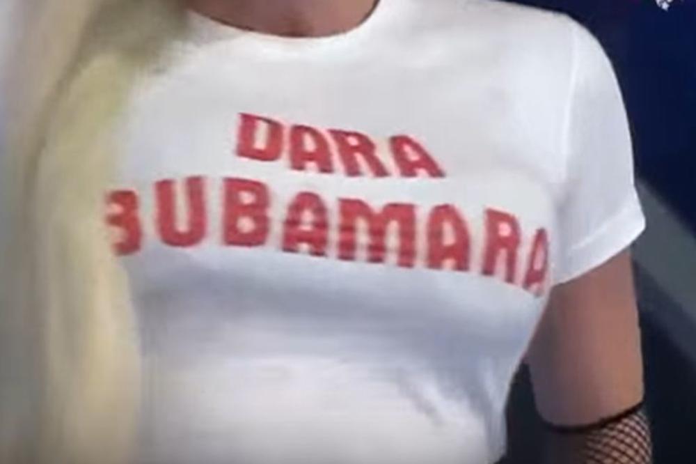 BUBAMARA GADNA: Jelena Karleuša obukla majicu na kojoj piše Dara Bubamara, a onda otpevala hit pesmu! (VIDEO)