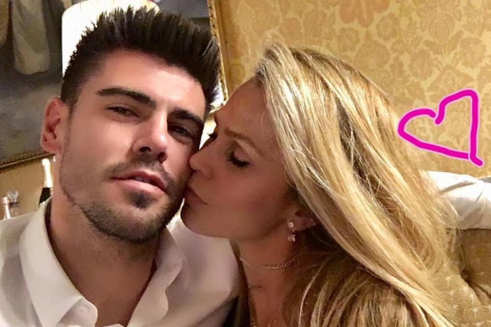 I mi bismo primali glupave golove da nas ova bomba teši kod kuće! (FOTO)