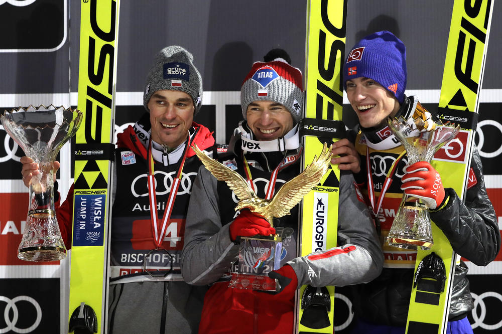 DOKTORSKI! Nije imao nijednu pobedu do Bišofshofena, a onda je osvojio Četiri skakaonice! (VIDEO)