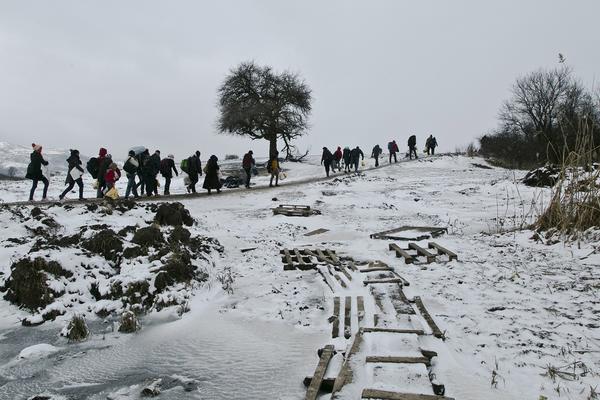 Dvojica migranata pronađena mrtva, mećava im došla glave!
