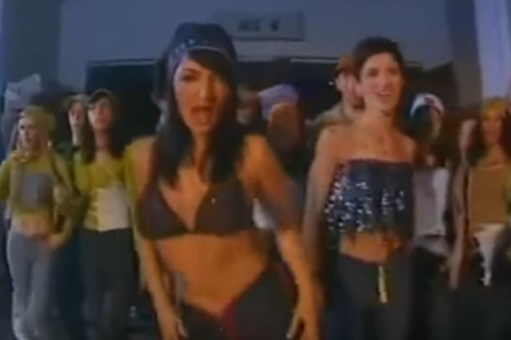ŽARILA JE I PALILA devedesetih, a onda je nestala! Gde je i kako izgleda DRUGA pevačica iz Trik FX-a?! (VIDEO) (FOTO)