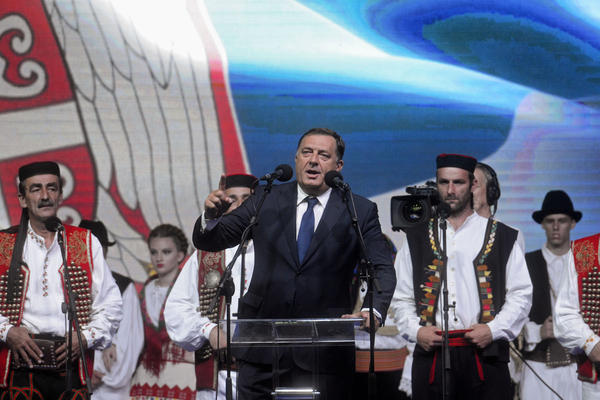 Komersant: Dodikov plan bi mogao da dovede do novih sukoba!