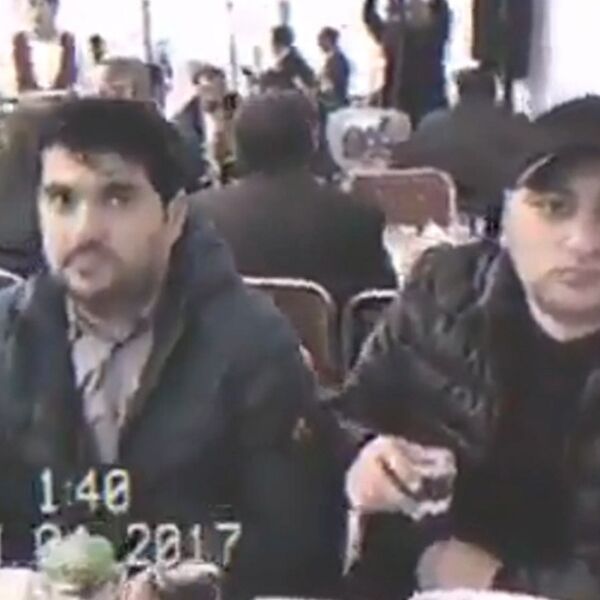 Evo je kamera, NE JEDI! URNEBESNA BRATIJA PREKIDA SA JELOM svaki put KAD JE SNIMAJU! (VIDEO)