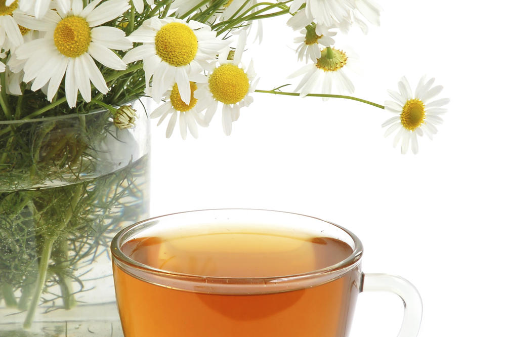 IZAZIVA OZBILJNE POSLEDICE, DOBRO PAZITE! Čaj od kamilice ne smeju piti ljudi koji uzimaju ove lekove