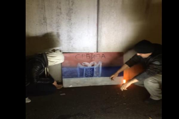 ALBANCI ZAPALILI SRPSKU ZASTAVU U ŽENEVI! Snimak koji će vas razbesneti! (VIDEO)