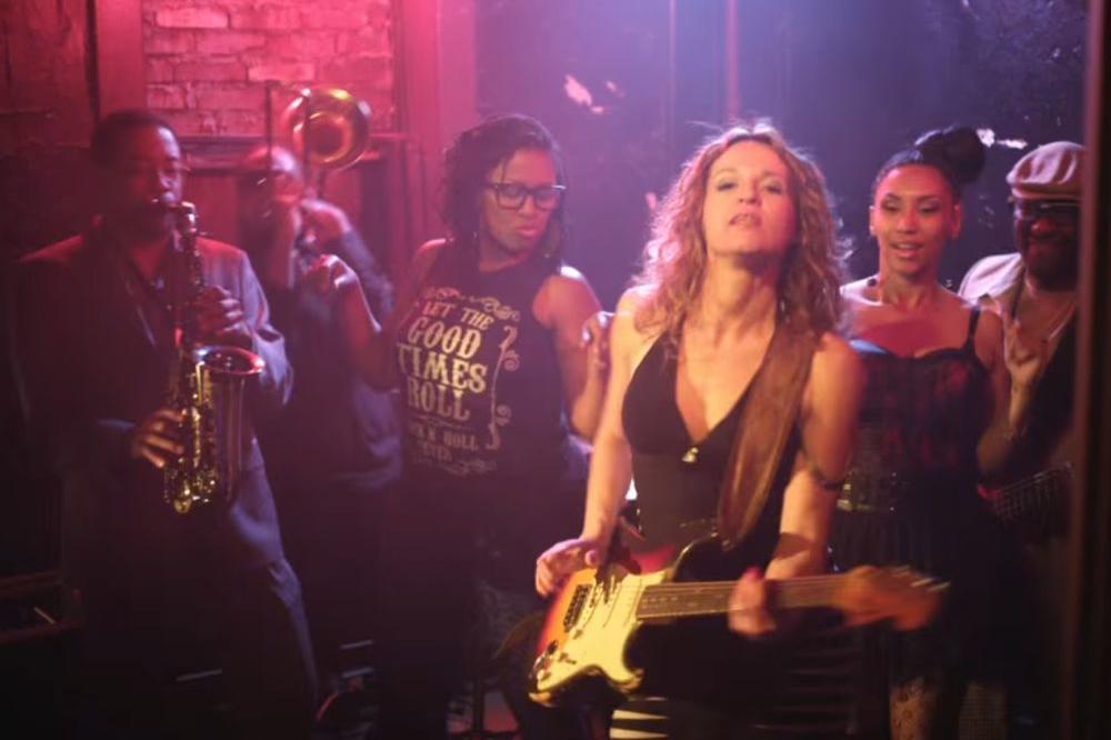 NAJBOLJA EVROPSKA BLUZERKA NASTUPA U KRAGUJEVCU: Zovu je ženski Džimi Hendriks! Proverite zašto!