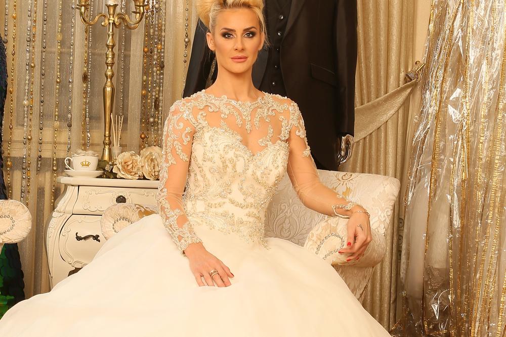 Posle Ane Ivanović, ona će biti naša najlepša mlada! Milica Dabović pronašla SAVRŠENU venčanicu! Dame, šta kažete?