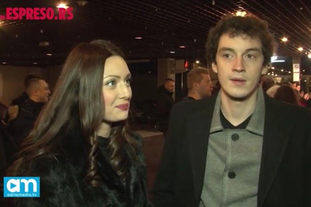 Pitali smo aktere filma SAGA O 3 NEVINA MUŠKARCA kada su IZGUBILI NEVINOST! Evo šta su nam rekli (VIDEO)