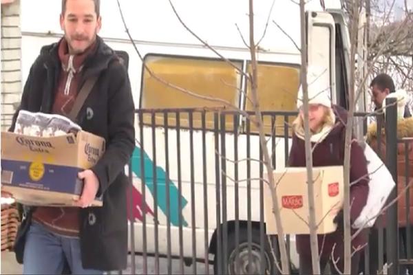 Pomogli mu i Karići: Čoveku koji nije jeo 6 dana stigla humanitarna pomoć! (VIDEO)