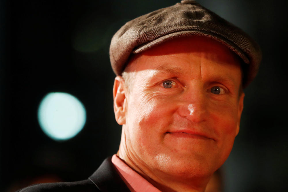 SKANDAL! POZNATI GLUMAC PRETUKAO NEPOZNATOG MUŠKARCA: Razlog je neverovatan, njegova ćerka saučesnik!