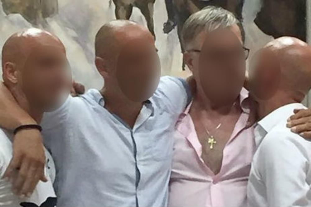 UPOZNAJTE BRAĆU BLIZANCE BOBANA RAJOVIĆA! Čik pogodite ko je od ova 3 ćelavca Boban? (FOTO)