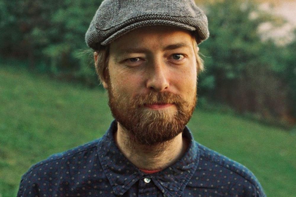 Svedočanstvo pasioniranog skitača Beogradom: Reizdanje romana Logika reke, pruge i otpada Daniela Kovača u DKSG