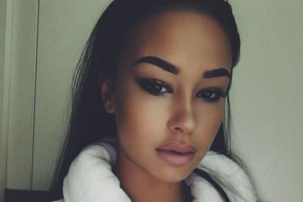 Mala BOMBA! Ćerka Mileta Kitića je VRH riba, ali kada skine tonu šminke sa lica... (FOTO)