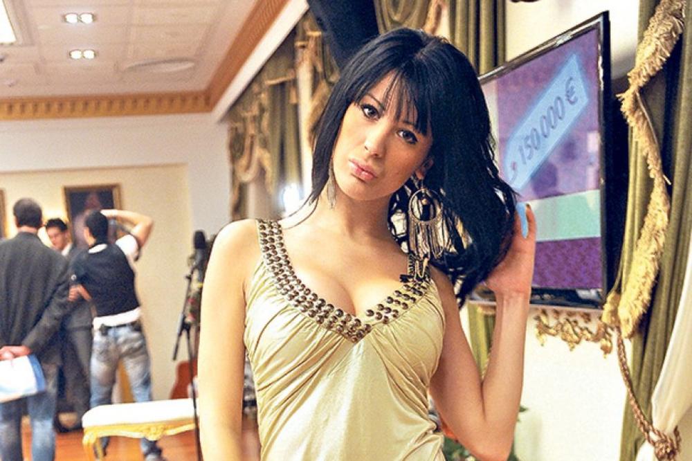 OTAC UČESNICE PAROVA PRONAĐEN MRTAV SA LJUBAVNICOM: Misteriozna smrt na Dedinju!