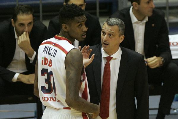 KVINSI MILER PREBIO SAIGRAČA: Nazvao me je crnjom i ubio sam ga od batina, pa su me oterali iz kluba!