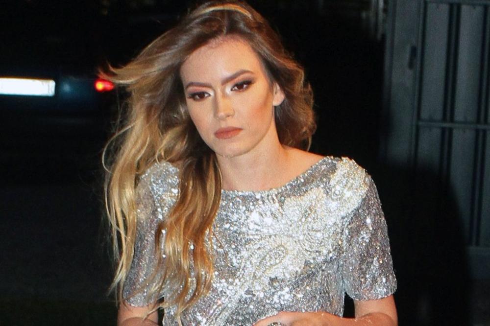 AUUUUUUU KAKAV ŠOK! Veljkova bivša pokazala pravo lice! Ksenija bez trunke šminke kao dete od 12 godina (FOTO)