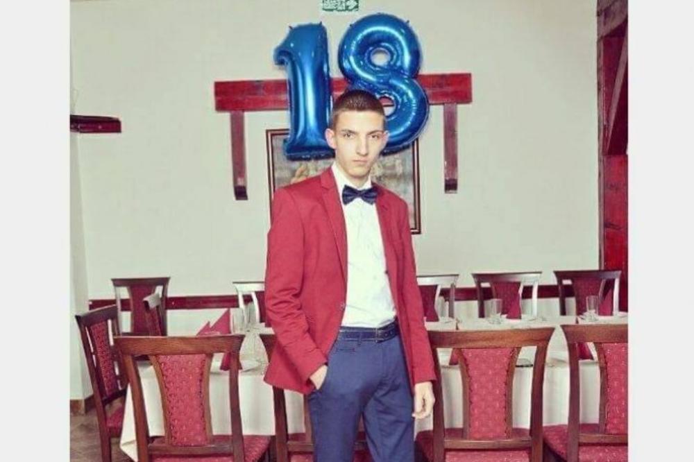 TRAGEDIJA U NIŠU: Mladića (18) ubila struja dok se tuširao!
