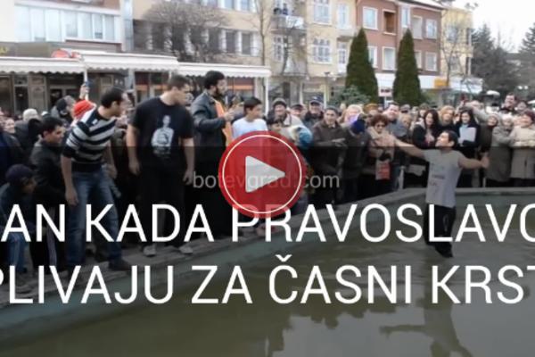 TUČA ZBOG BOGOJAVLJENSKOG KRSTA: Bugari se u vodi obračunavali pesnicama! (VIDEO)