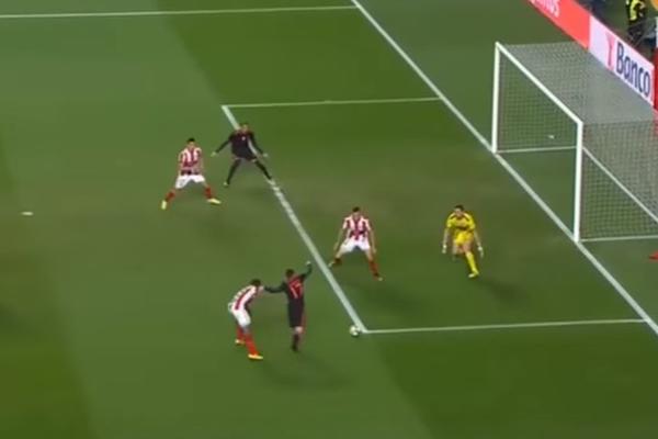 Čime se bavi Andrija Živković u Portugaliji? Lomi kičme i namešta golove! (VIDEO)