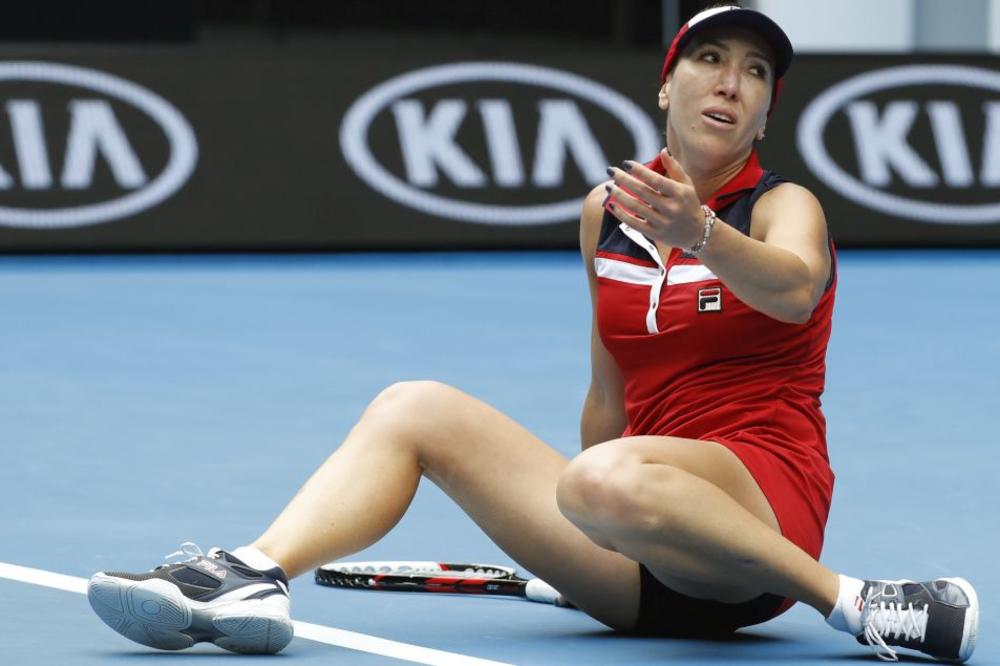 VAPAJ JELENE JANKOVIĆ: Povrede me ubijaju! Mučim sebe i ljude koji dođu da me gledaju!