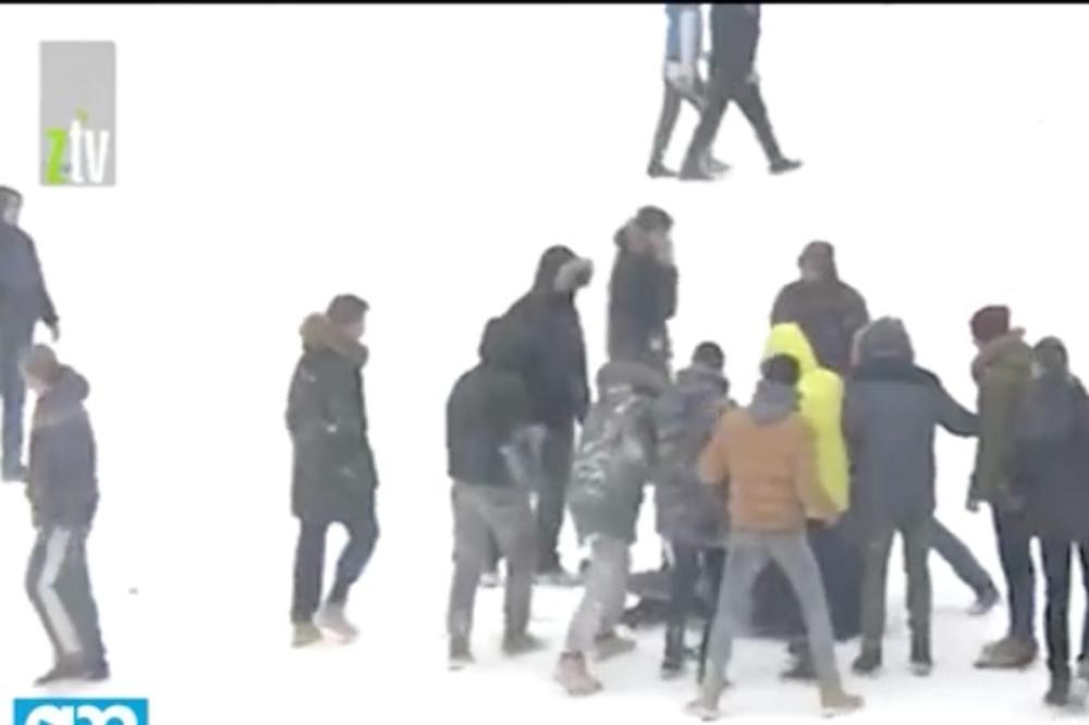 DIREKTOR ŠKOLE U ZAJEČARU: Nije bilo tuče, niti povređenih, deca su se grudvala i igrala, pogledajte kompletan snimak!