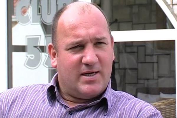 PUCNJAVA ISPRED KAFIĆA U PODGORICI: Teško ranjen poznati kik bokser