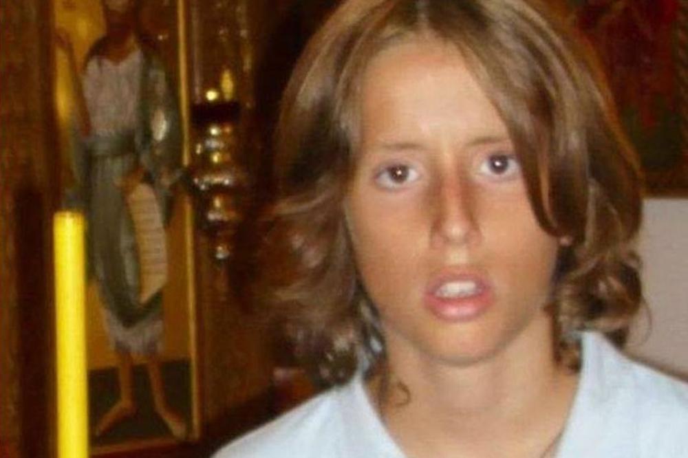 NAJVEĆA BRUKA SRPSKE PROSVETE! Predložena za najbolju nastavnicu, a branila napadače dečaka koji se ubio?!