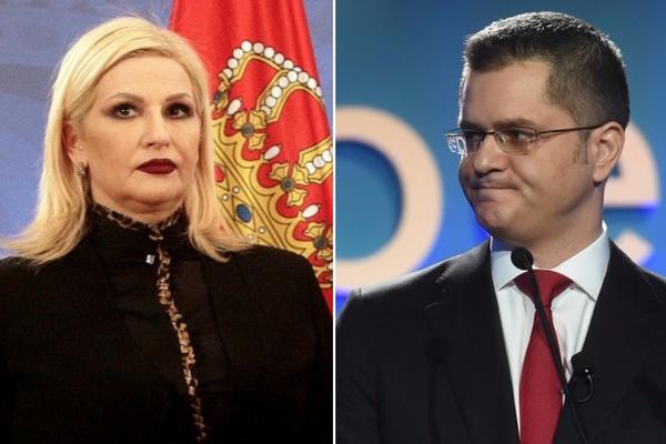 Zahvaljujemo se ZORANI što je priznala da je istresanje džakova s glasovima pred TV kamerama bilo farsa!