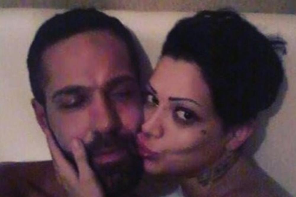 POTRESNO Nisu ni znali da je ovo poslednje zbogom! SNIMAK DUNJE ILIĆ S DEČKOM kada joj je izjavio ljubav pre nego što je preminuo od DROGE! (VIDEO)