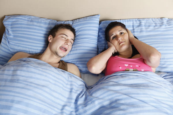 Zašto pričamo u snu i da li je to loše za zdravlje? (FOTO) (GIF)