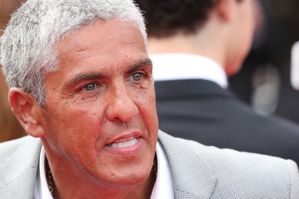 PRETUČEN U NOĆNOM KLUBU! Zvezdi filma Taksi odmah ukazana POMOĆ! (FOTO)