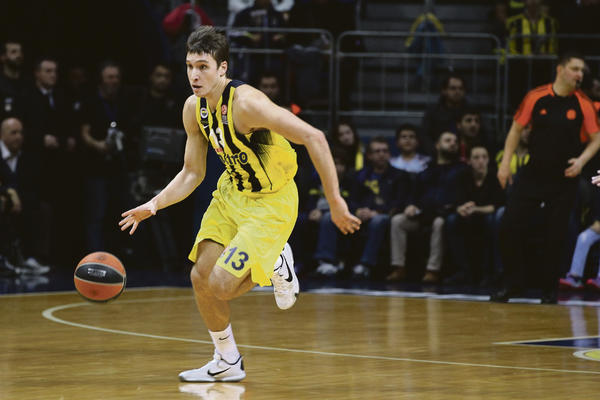 Moćni, premoćni Bogdan zgazio PAO u Atini! Dominantni as igra najbolju košarku u svom životu! (VIDEO)