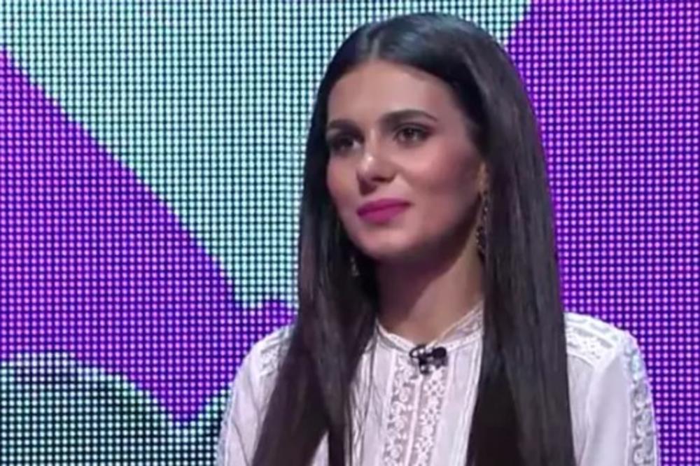 Smuvala je najboljeg frajera koji je bio na TV-u, a za njom seče vene jedan pevač Granda! Ko je ova misteriozna lepotica? (FOTO)
